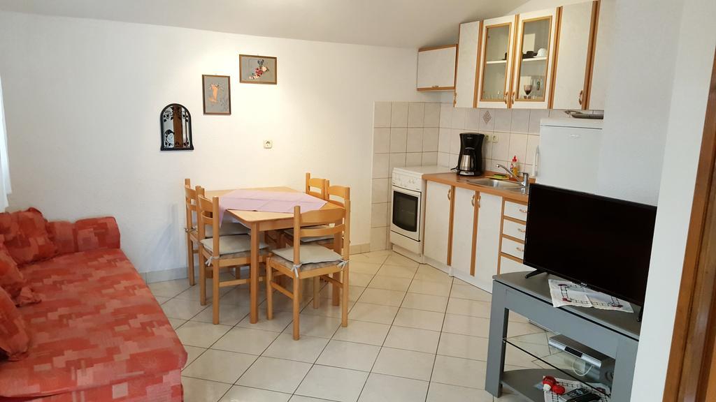 Apartments Sanda Tribunj Tribalj Екстериор снимка