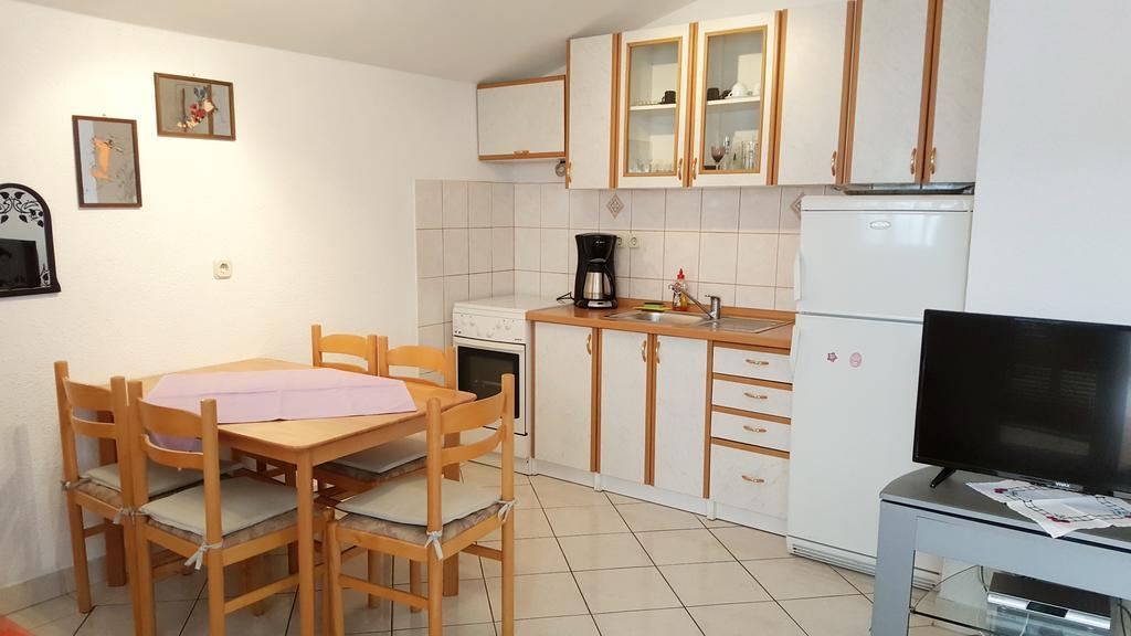 Apartments Sanda Tribunj Tribalj Екстериор снимка