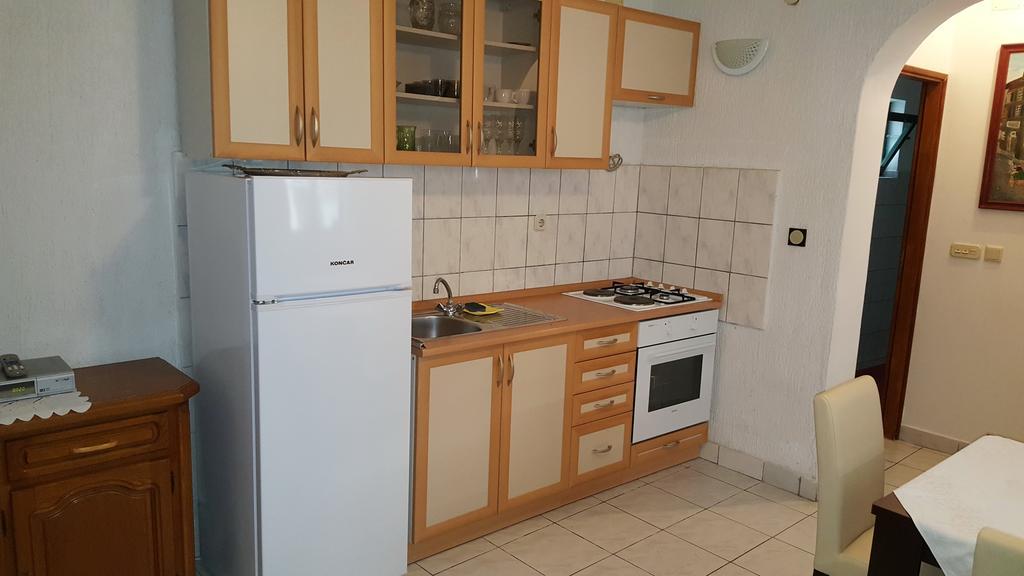 Apartments Sanda Tribunj Tribalj Екстериор снимка