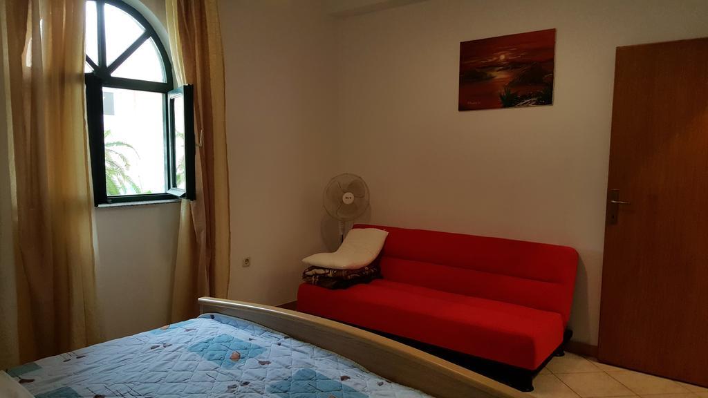 Apartments Sanda Tribunj Tribalj Екстериор снимка