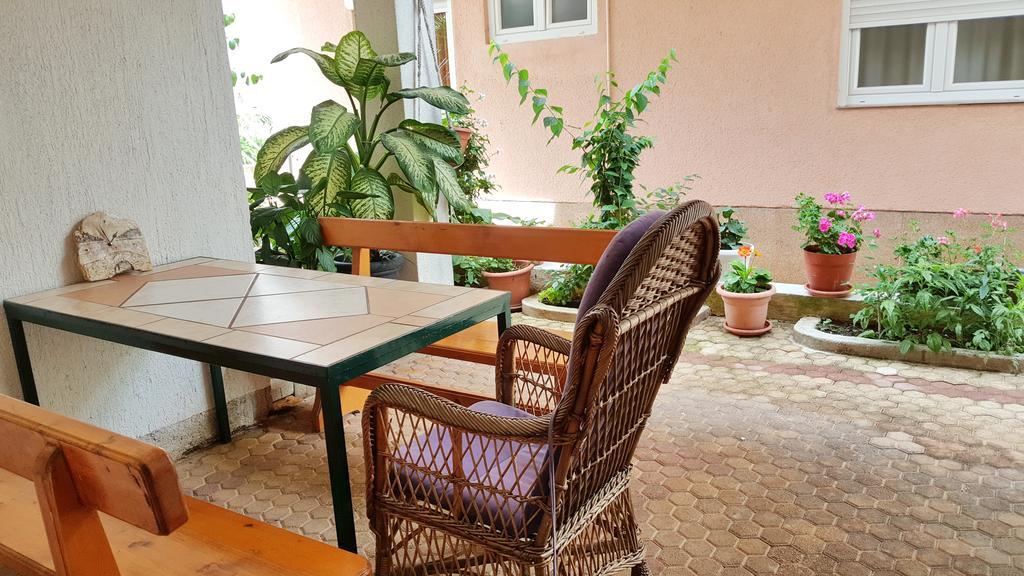 Apartments Sanda Tribunj Tribalj Екстериор снимка