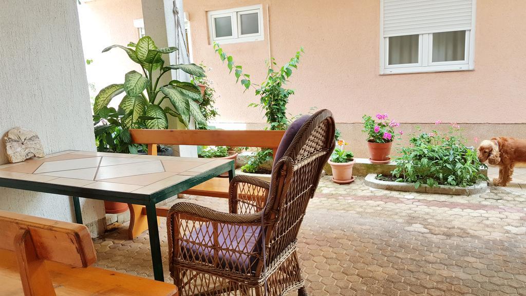 Apartments Sanda Tribunj Tribalj Екстериор снимка